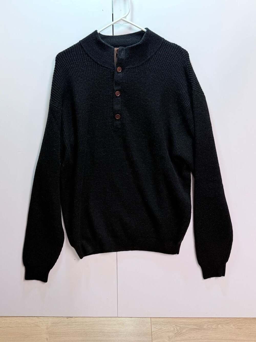 Orvis 100% Merino Wool Quarter Button Henley Sweater